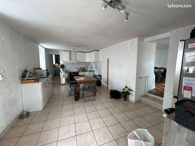 Maison vente à Château-Gontier, Marigné-peuton