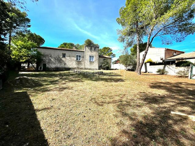 Maison vente à Nîmes, Langlade