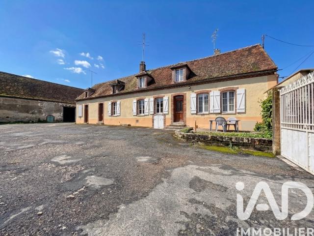 Maison vente à Sens, Courgenay