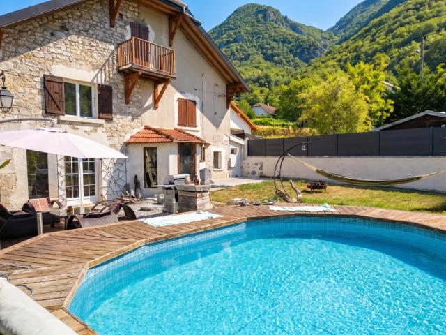 Maison vente à Belley, Béon