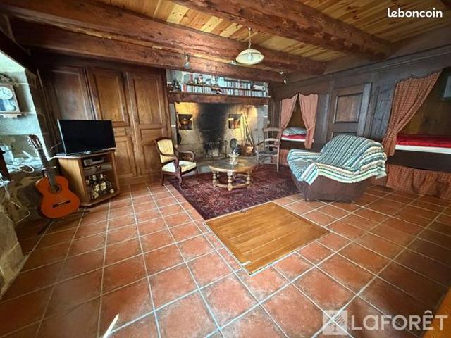 Maison vente à Saint-Flour, Albepierre-bredons