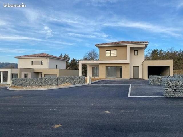 Maison vente à Peyrins, Guadeloupe