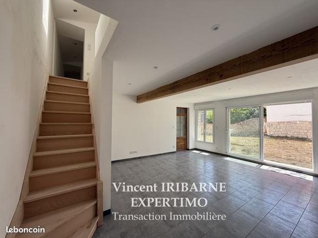 Maison vente à Saintes, Burie