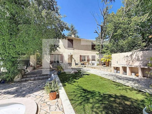 Maison vente à Nîmes