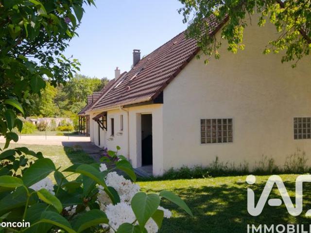 Maison vente à Fontainebleau, Nanteau-sur-essonne