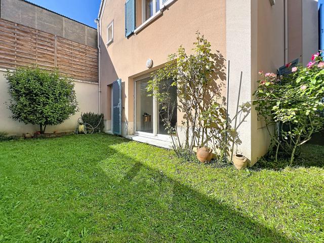 Maison vente à Quartier du Vieux-Pont - Sainte-Geneviève, Nanterre