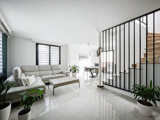 Maison vente à Nanterre, Suresnes