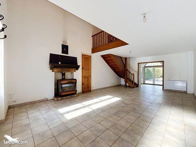 Maison vente à Parnac, Indre