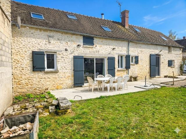 Maison vente à Fontainebleau, Tousson