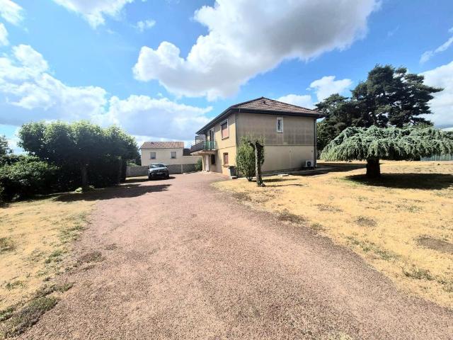 Maison location à Montbrison, Périgneux