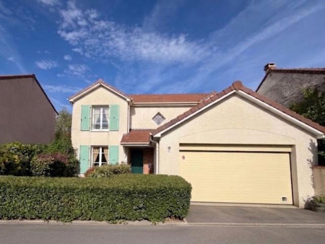 Maison vente à Voisins-le-Bretonneux, Yvelines
