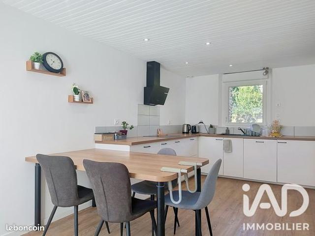 Maison vente à Avranches, Sacey