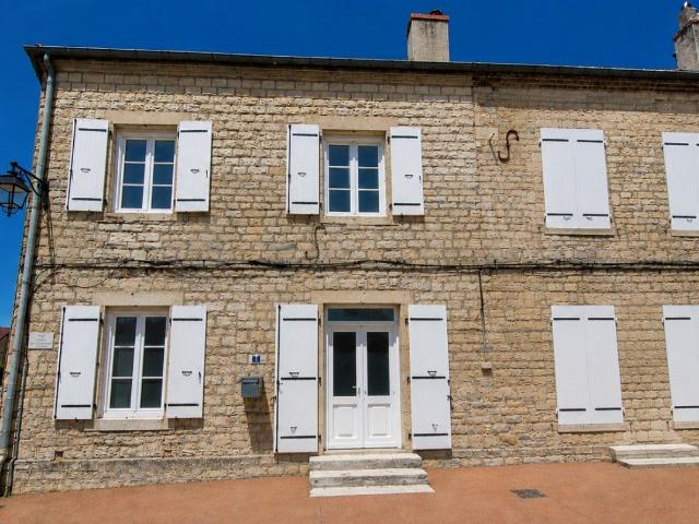 Maison location à Louhans-Châteaurenaud, Pierre-de-bresse