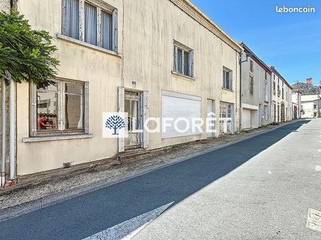 Maison vente à Bressuire, Nueil-les-Aubiers