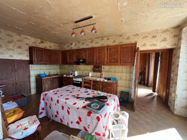 Maison vente à Confolens, La Chapelle