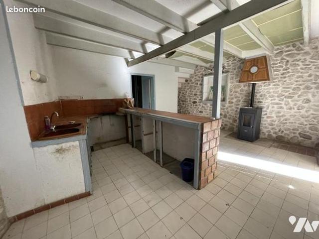 Maison vente à Privas, Saint-laurent-du-pape