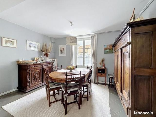 Maison vente à Rambouillet, Voisins-le-bretonneux