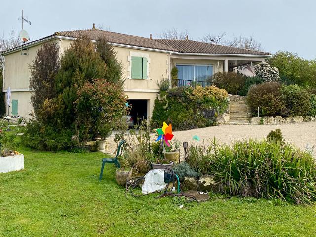 Maison vente à Jarnac-champagne, La Gabetterie