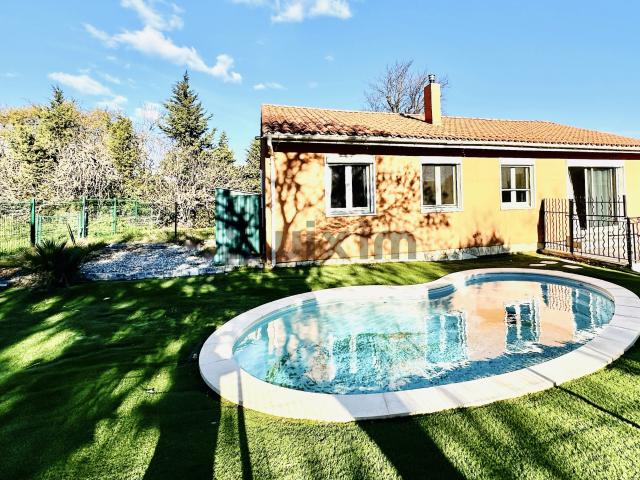 Maison vente à Nîmes, Laudun-l'ardoise