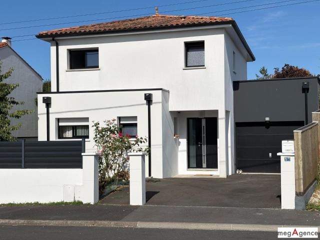 Maison vente à Nantes, Clisson