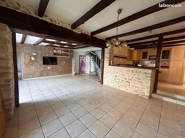 Maison vente à Parthenay, Vautebis
