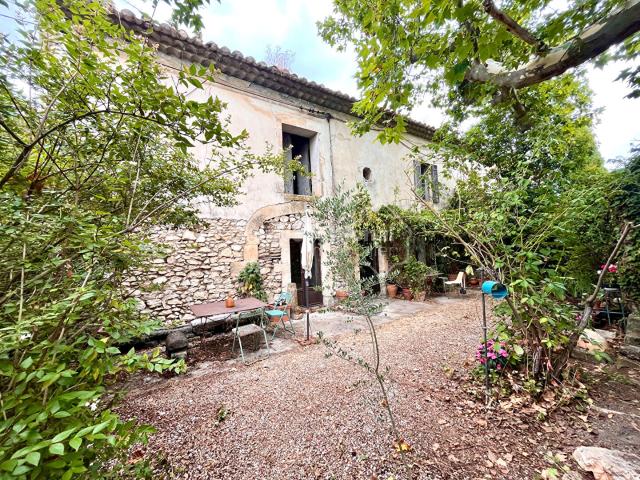 Maison vente à Arles, La Salle Les Alpes