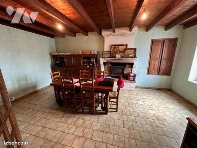 Maison vente à Saint-Jean-d'Angély, Beauvais-sur-matha