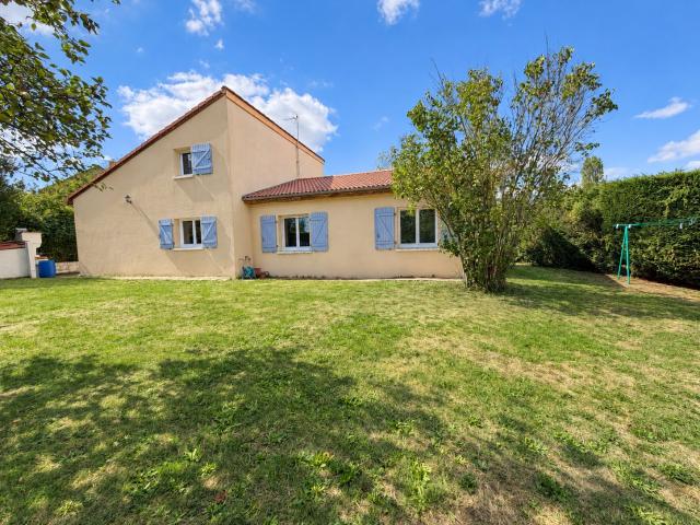 Maison vente à Lhérat, Randan