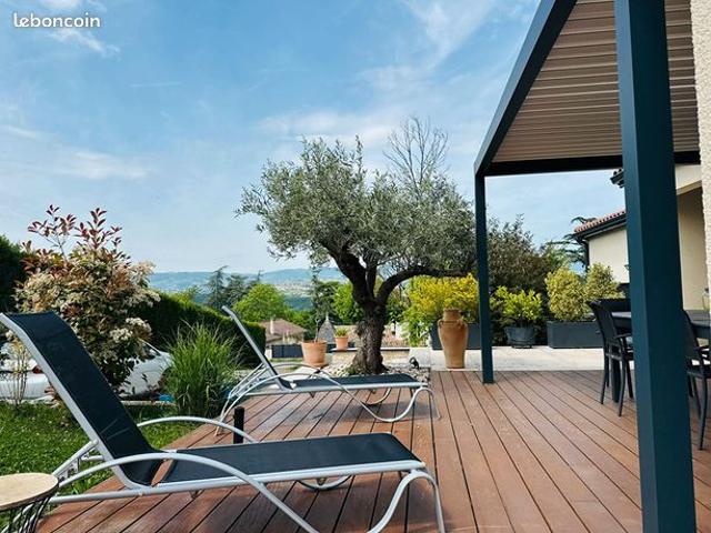 Maison vente à Saint-Étienne, Châteauneuf