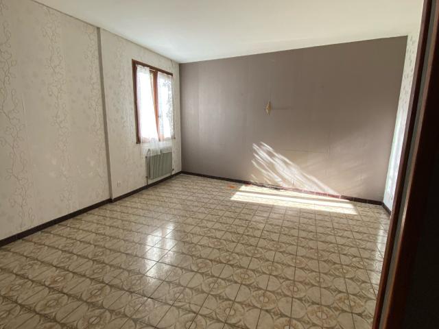 Maison vente à Bourges, Savigny-en-septaine