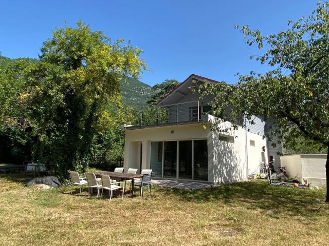 Maison vente à Grenoble, Veurey-voroize