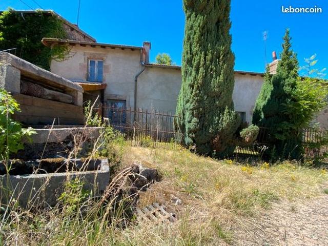 Maison vente à Saint-martin-d'estréaux