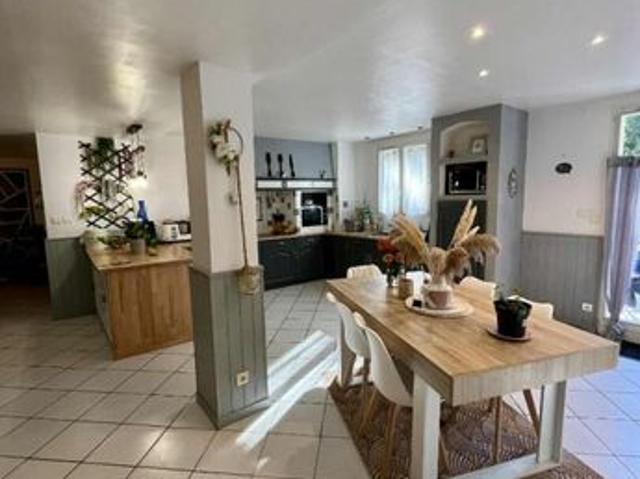 Maison vente à Périgueux, Château-l'evêque