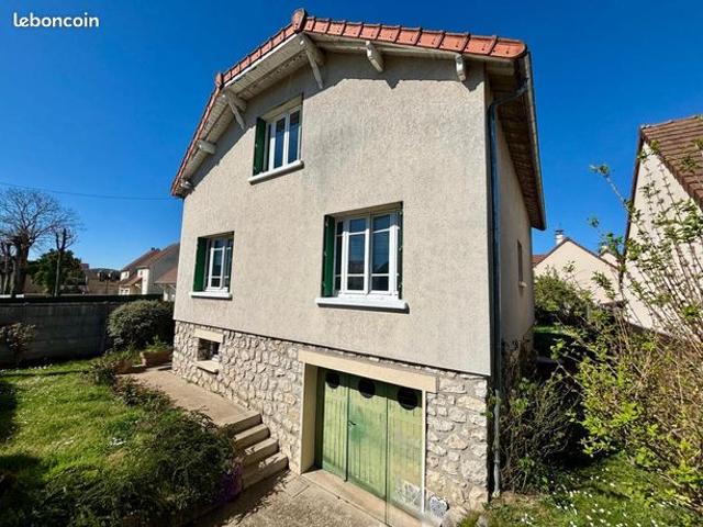 Maison vente à Bourges, Étréchy
