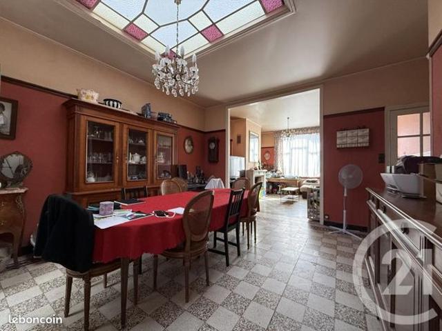 Maison vente à Lille, Mouvaux