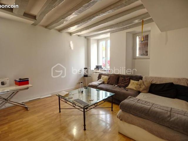 Maison vente à Coulombs-en-valois, Martinique