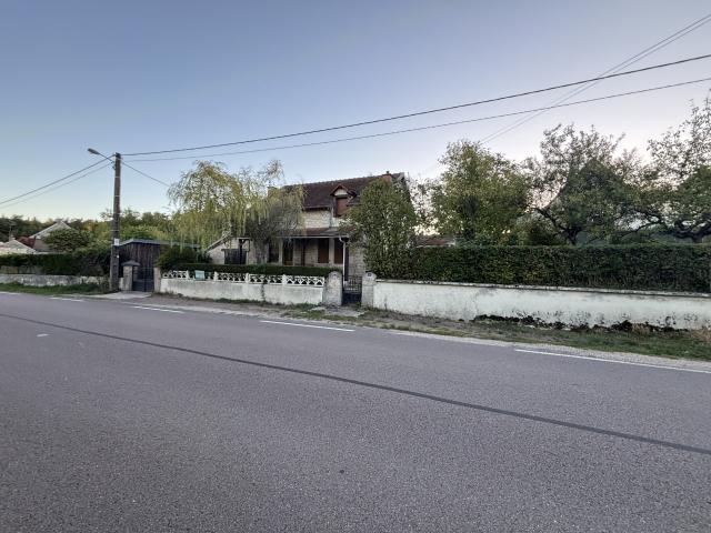 Maison vente à Chamesson, Côte-d'Or