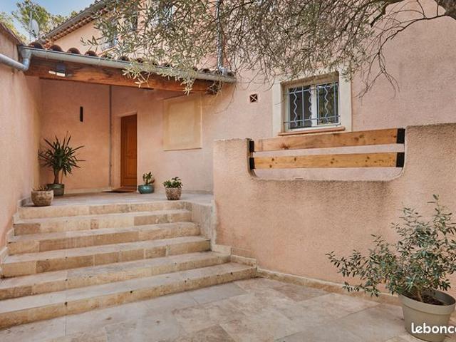 Maison vente à Aix-en-Provence, Bouches-du-Rhône