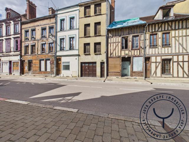 Maison vente à Troyes, Aube