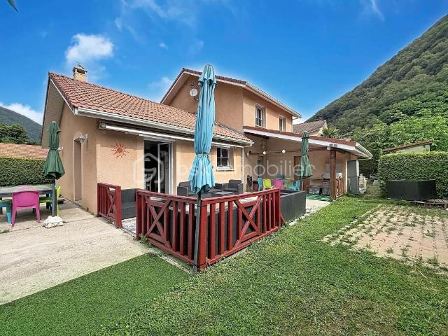 Maison vente à Grenoble, Vizille
