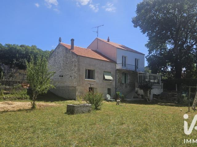 Maison vente à Saint-Jean-d'Angély, Taillebourg