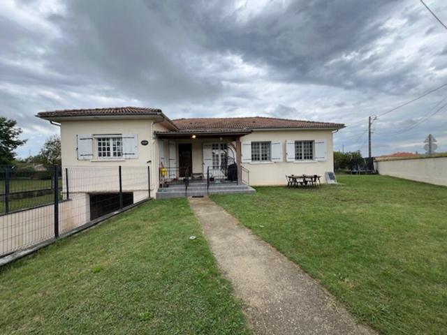 Maison vente à Aiguillon, Chastel