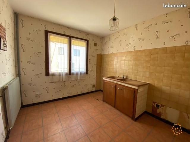 Maison vente à Bourges, Savigny-en-septaine