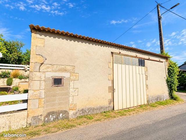 Maison vente à Montmorillon, Civaux