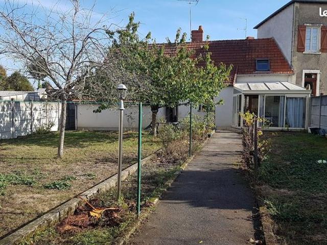 Maison vente à Saint-Amand-Montrond, Jouet-sur-l'aubois