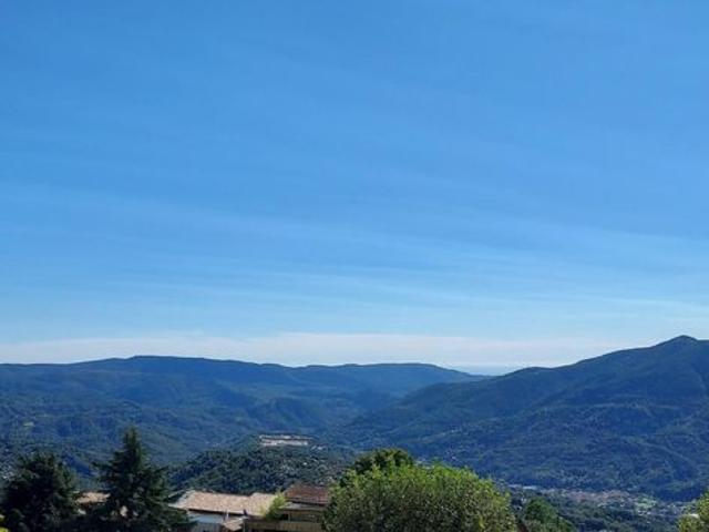 Maison vente à Berre-les-alpes, Principauté de Monaco