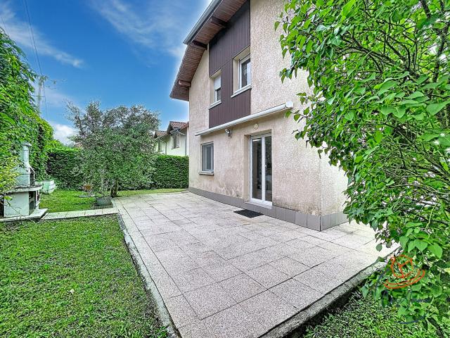 Maison vente à Gex, Péron