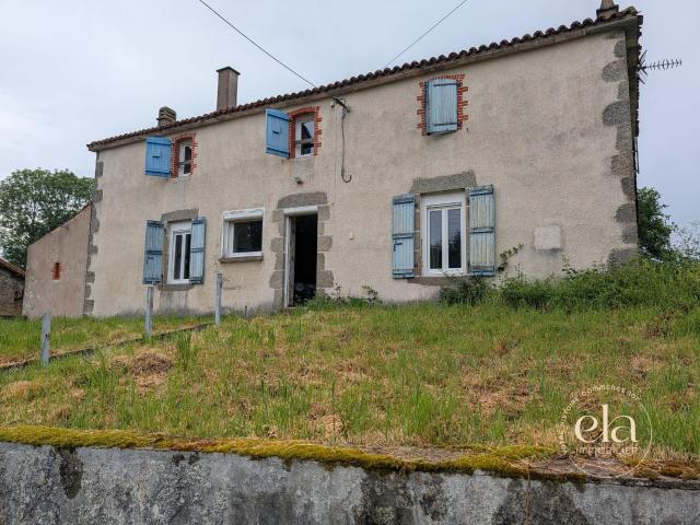 Maison vente à Fontenay-le-Comte, Montournais