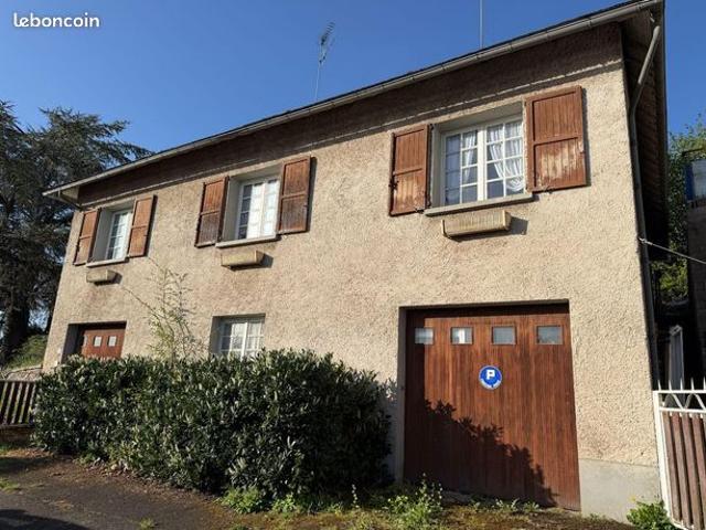 Maison vente à Mauriac, Cantal