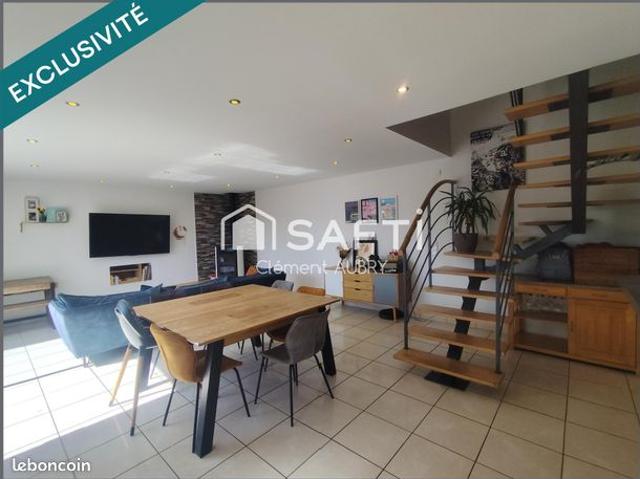 Maison vente à Laval, Le Bourgneuf-la-forêt